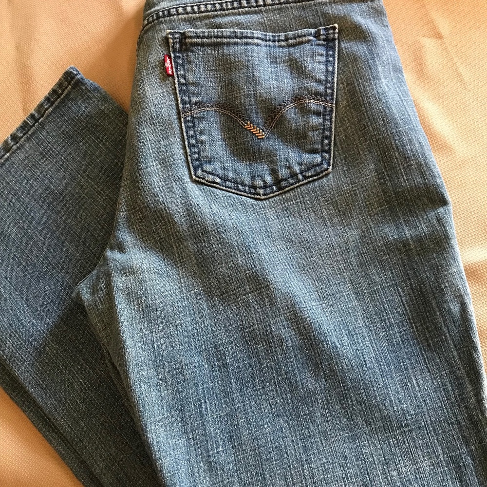 Womens Levi 515 bootcut jeans
